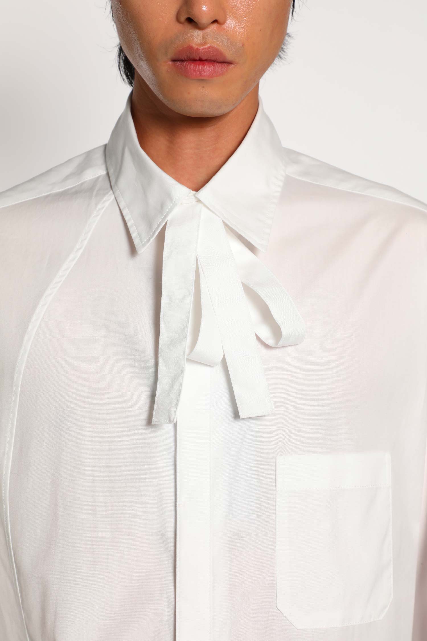 100/2 Broad Switching Blouse with Bowtie