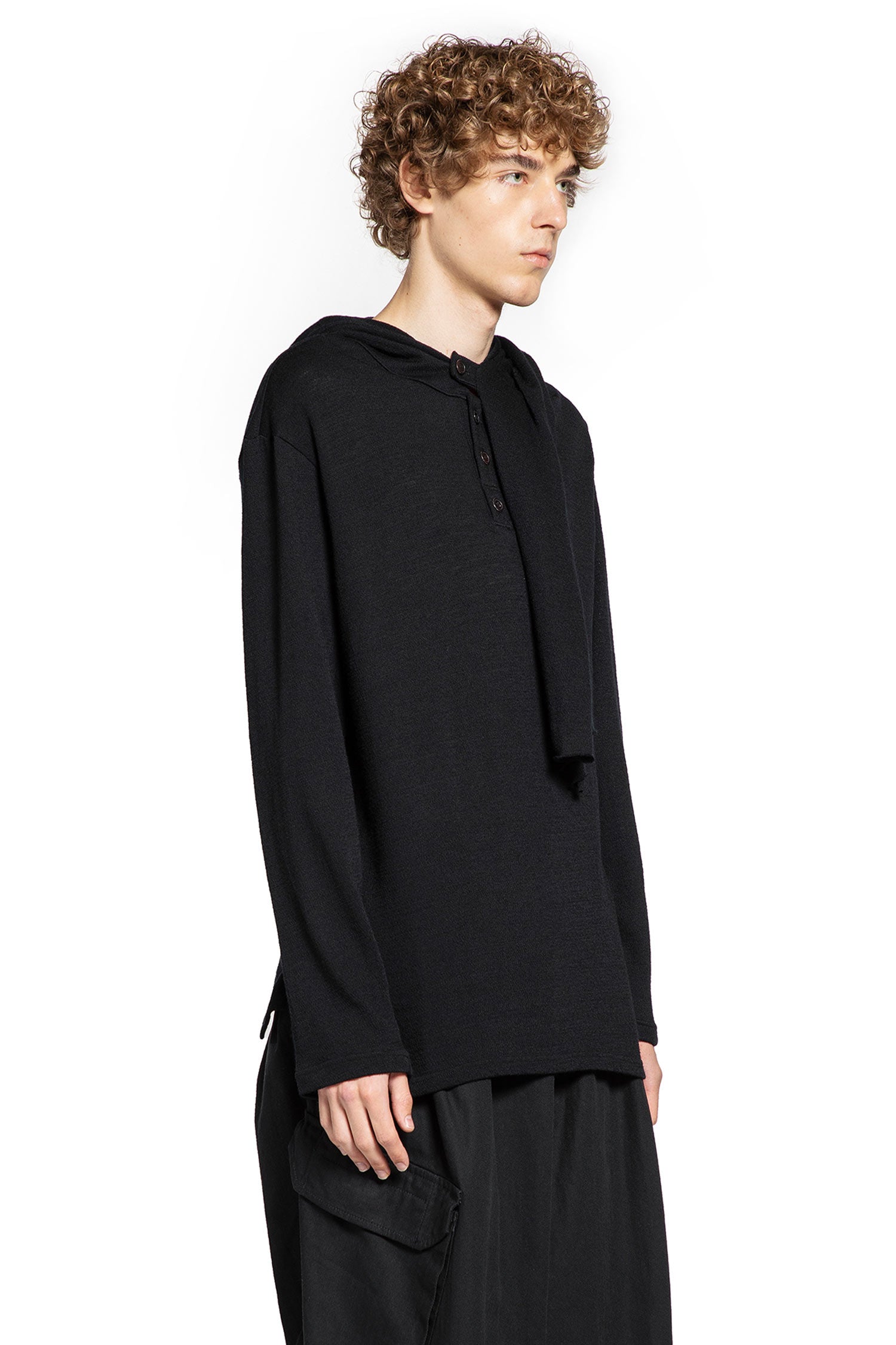 YOHJI YAMAMOTO MAN BLACK SWEATSHIRTS