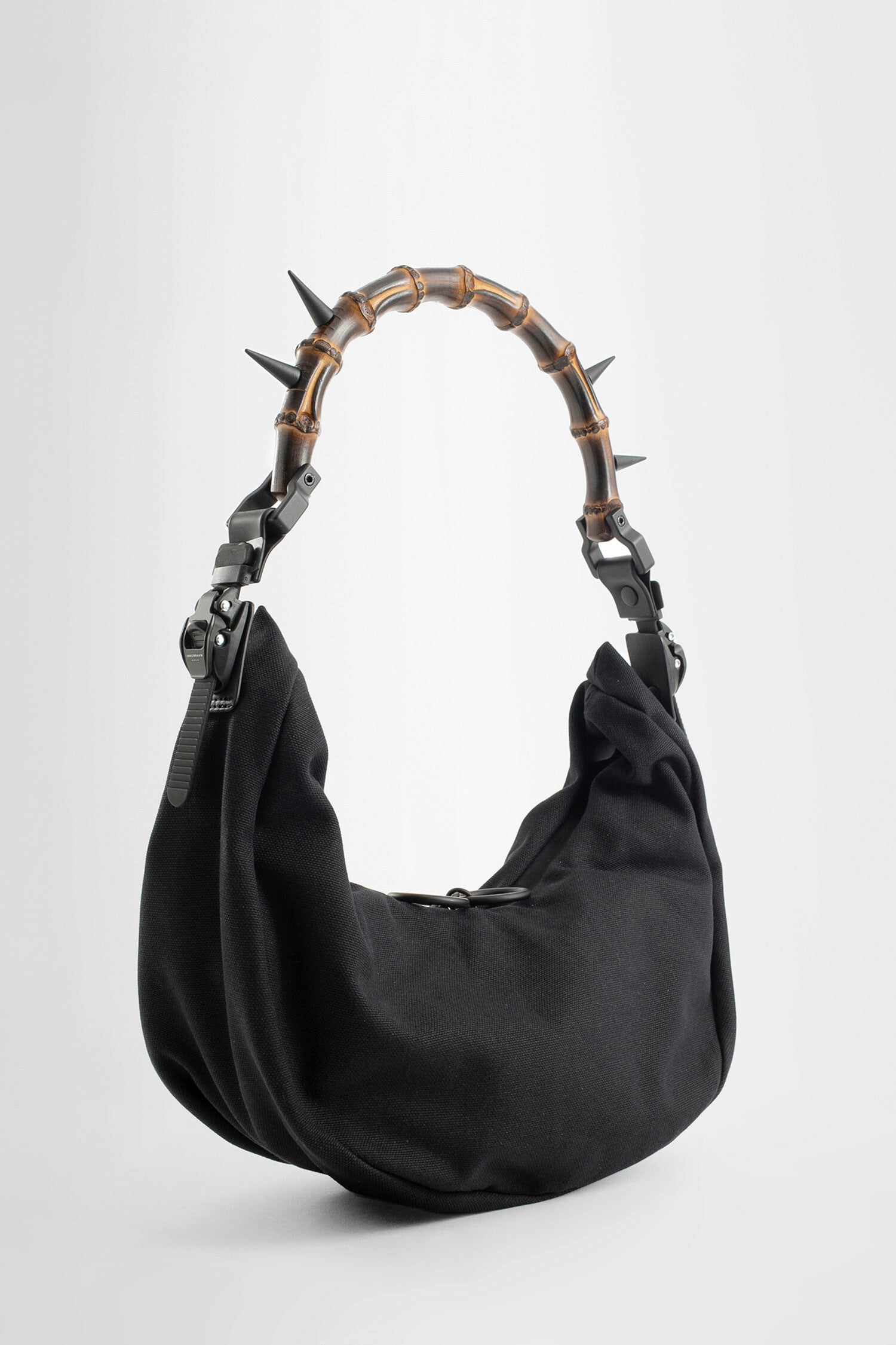 INNERRAUM UNISEX BLACK SHOULDER BAGS