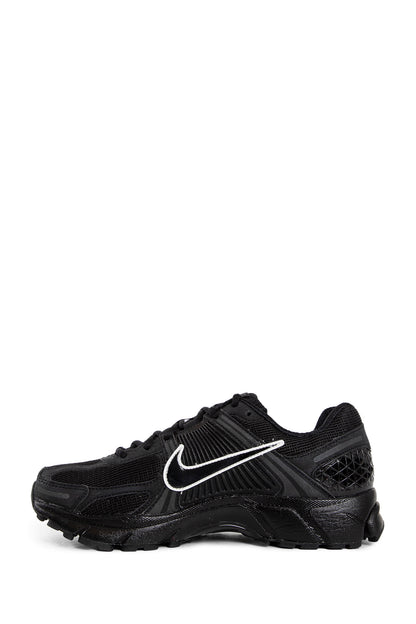 NIKE WOMAN BLACK&WHITE SNEAKERS