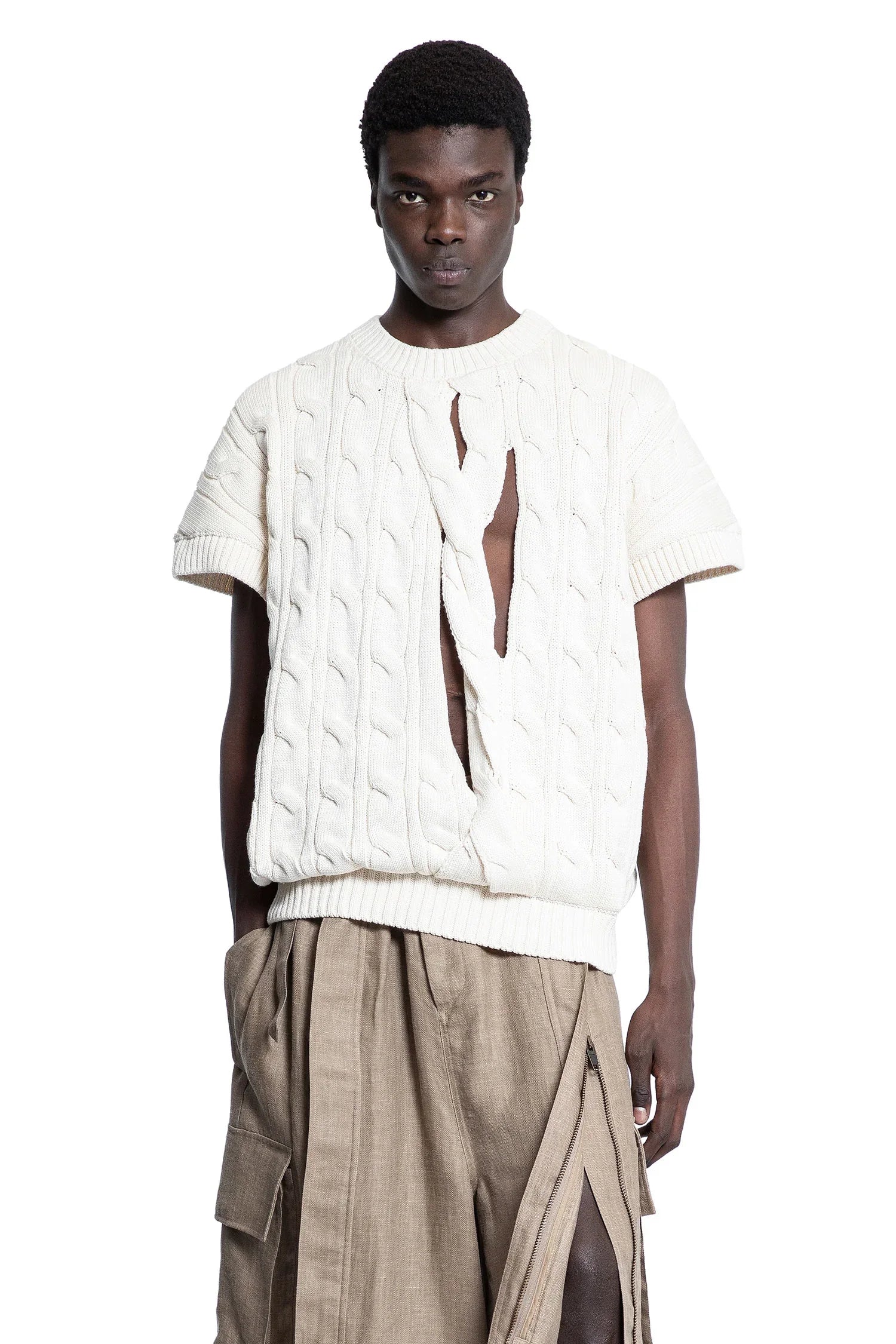 Cut-Out Cable Knit Gilet - Antonioli.eu