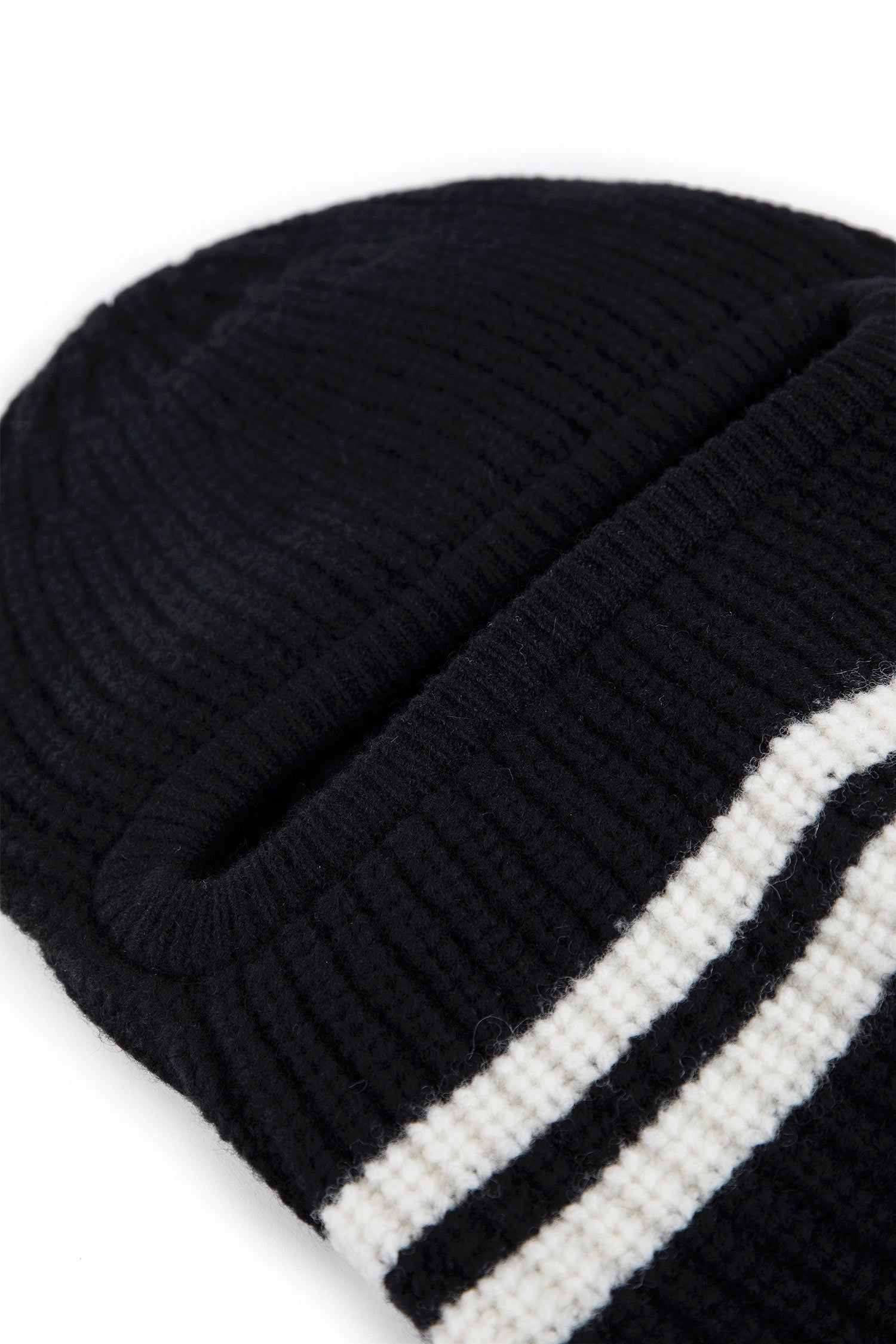 COMME DES GARCONS HOMME MAN BLACK&WHITE HATS