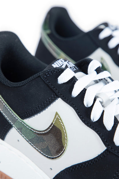 NIKE UNISEX BLACK&WHITE SNEAKERS
