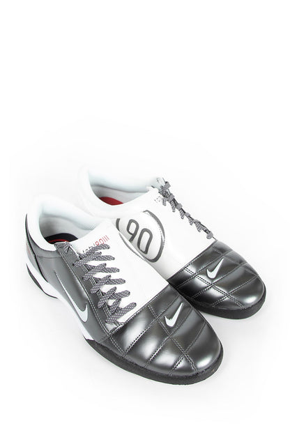 NIKE MAN SILVER SNEAKERS