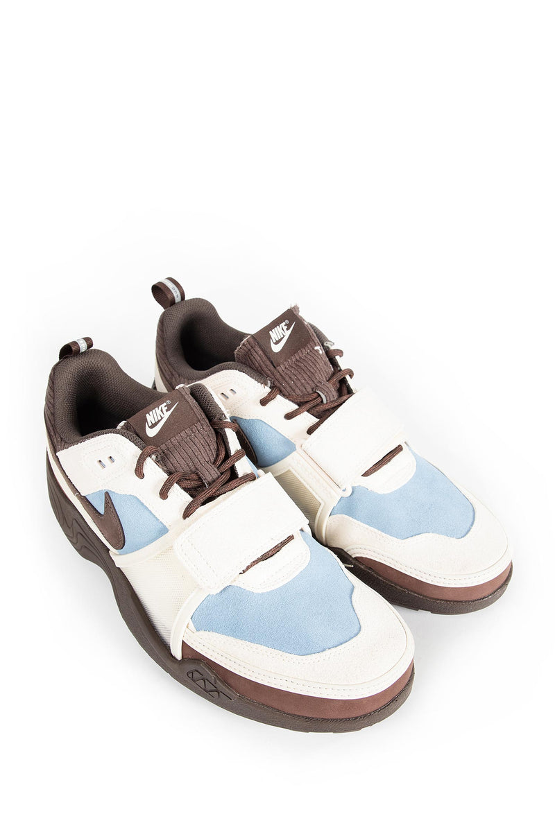 Zoom Field Jaxx Suede Sneakers