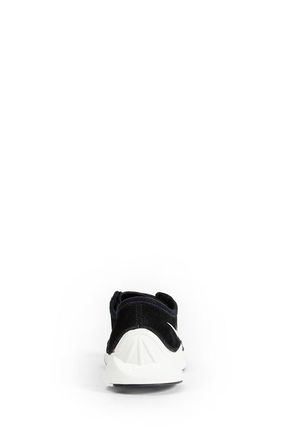 Air Superfly Sneakers