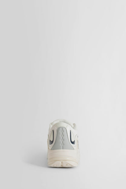 RAF SIMONS MAN WHITE SNEAKERS