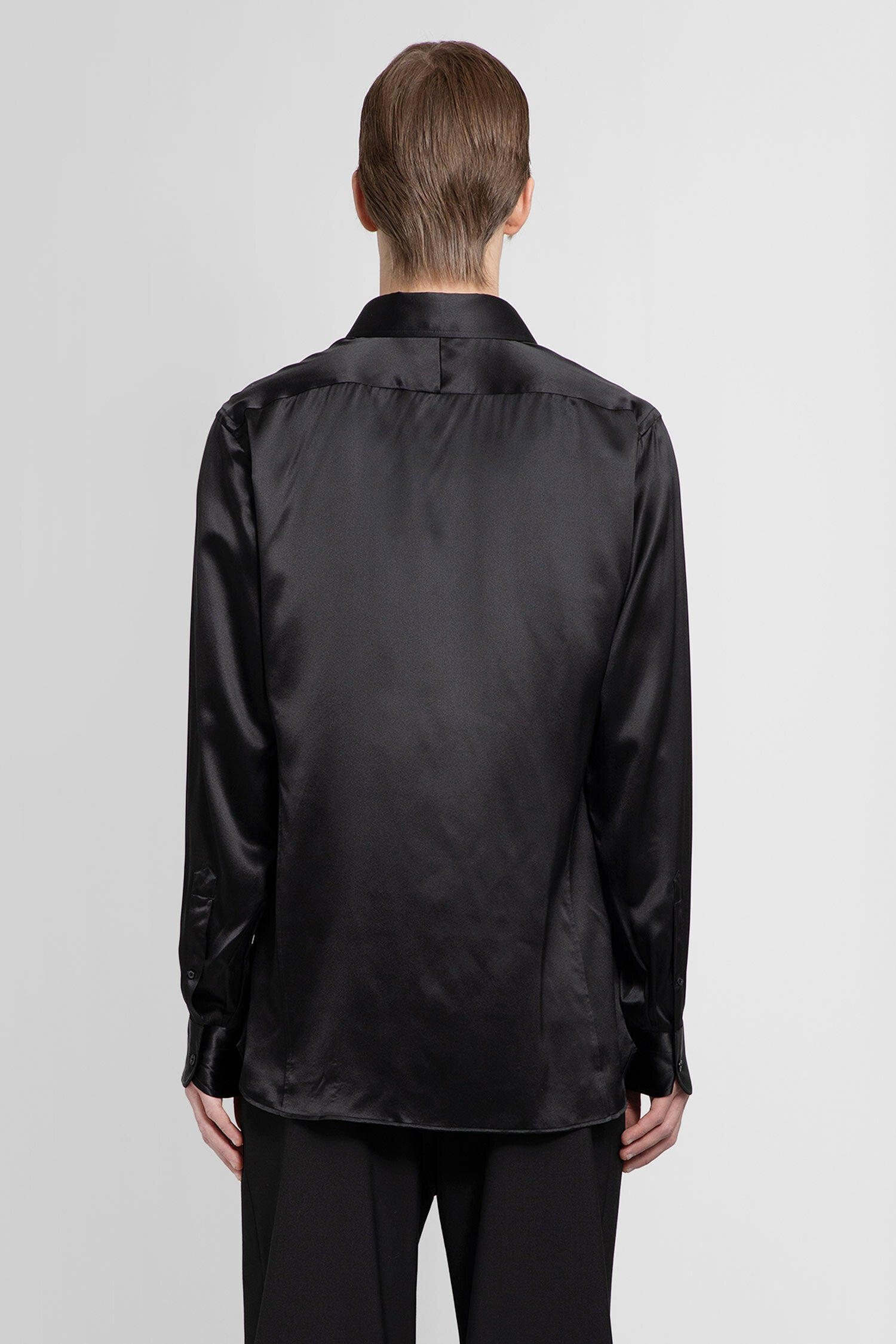 TOM FORD MAN BLACK SHIRTS