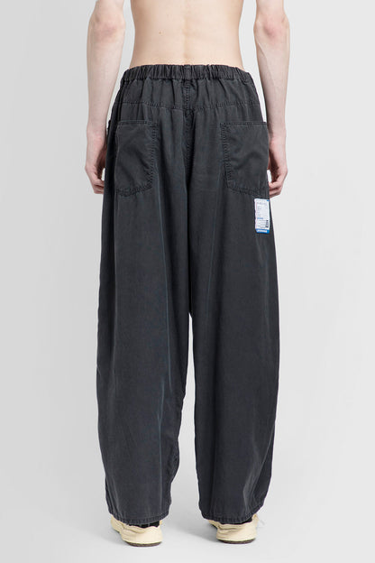 MAISON MIHARA YASUHIRO MAN BLACK TROUSERS