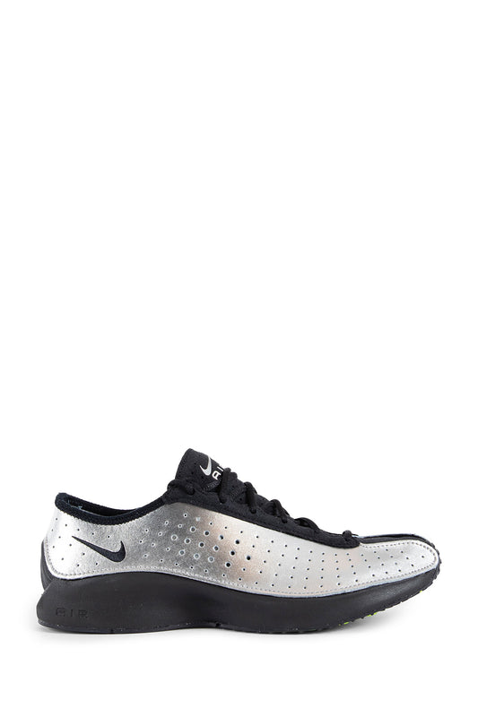 NIKE WOMAN SILVER SNEAKERS