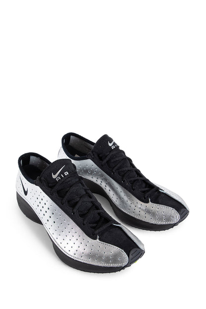 NIKE WOMAN SILVER SNEAKERS