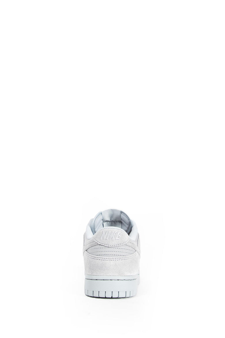NIKE MAN GREY SNEAKERS