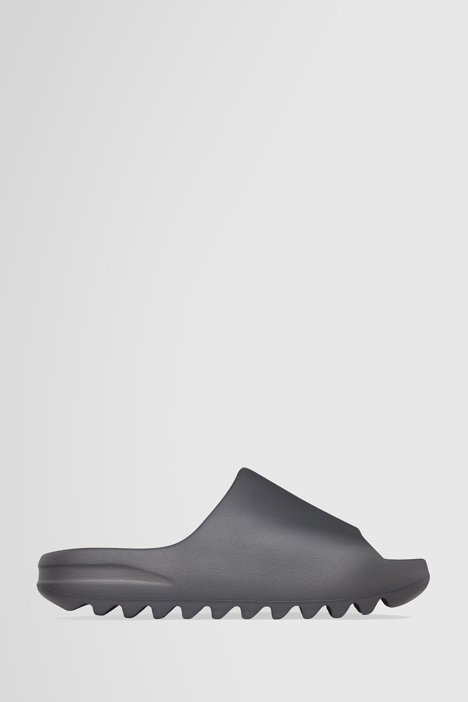 YEEZY YEEZY UNISEX GREY SANDALS & SLIDES unisex