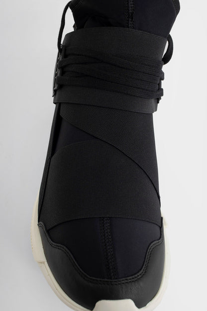 Y-3 MAN BLACK SNEAKERS