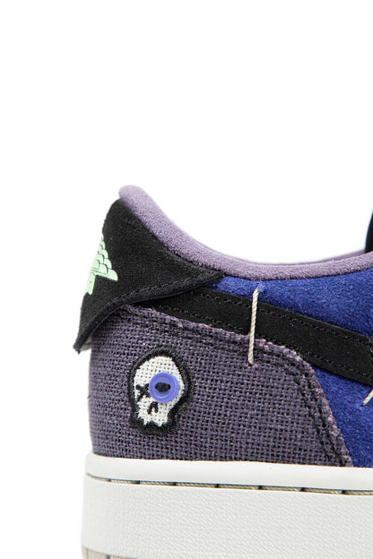 NIKE WOMAN  SNEAKERS