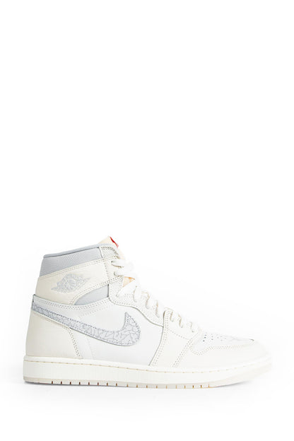 Air Jordan Hi Retro OG Sneakers