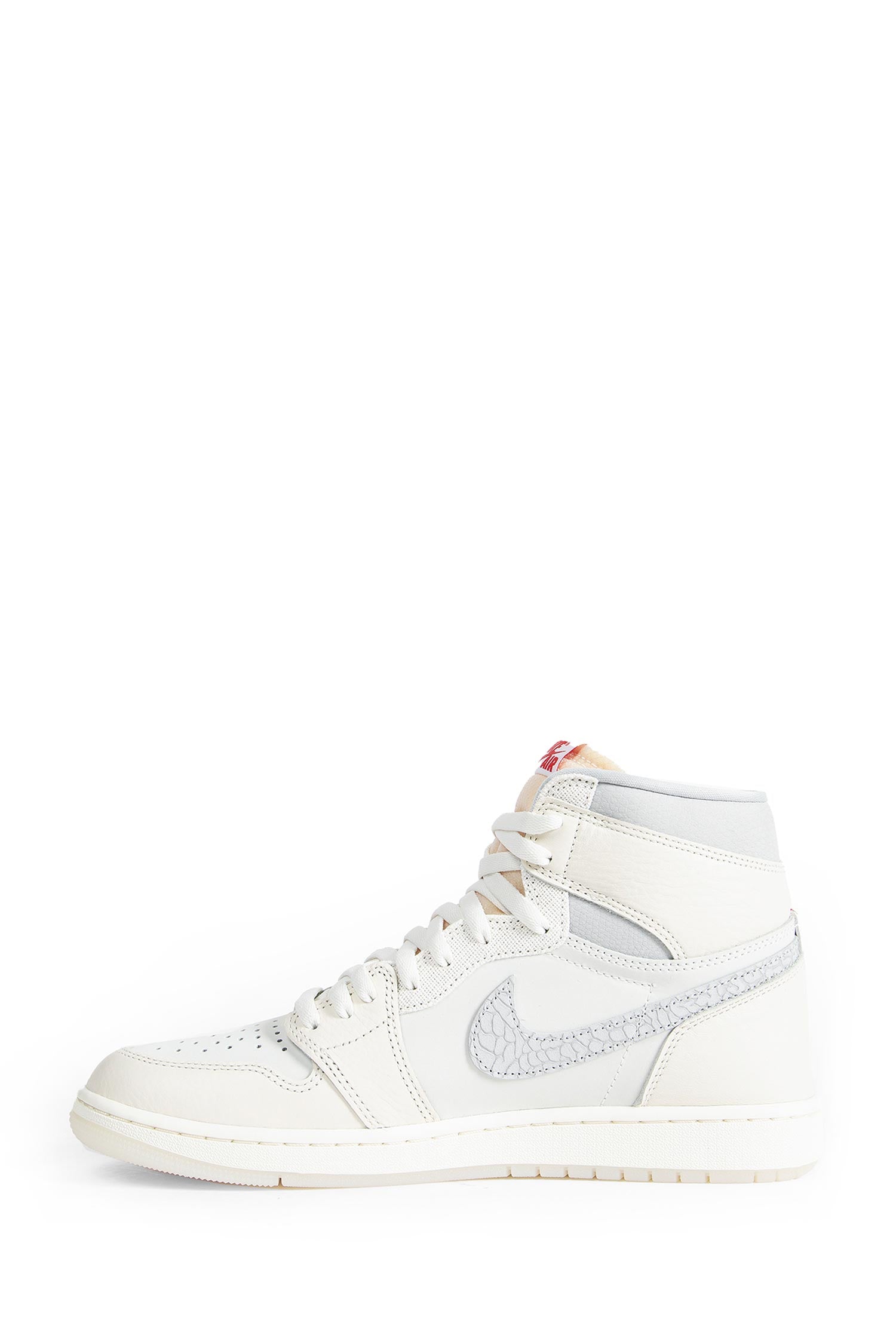 Air Jordan Hi Retro OG Sneakers