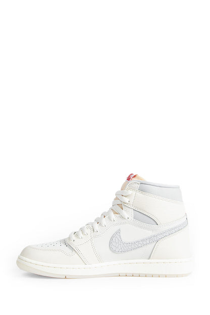 Air Jordan Hi Retro OG Sneakers