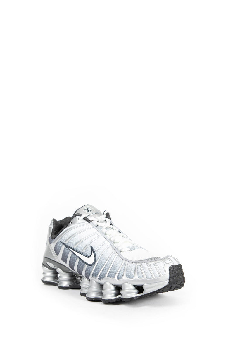 NIKE MAN GREY SNEAKERS