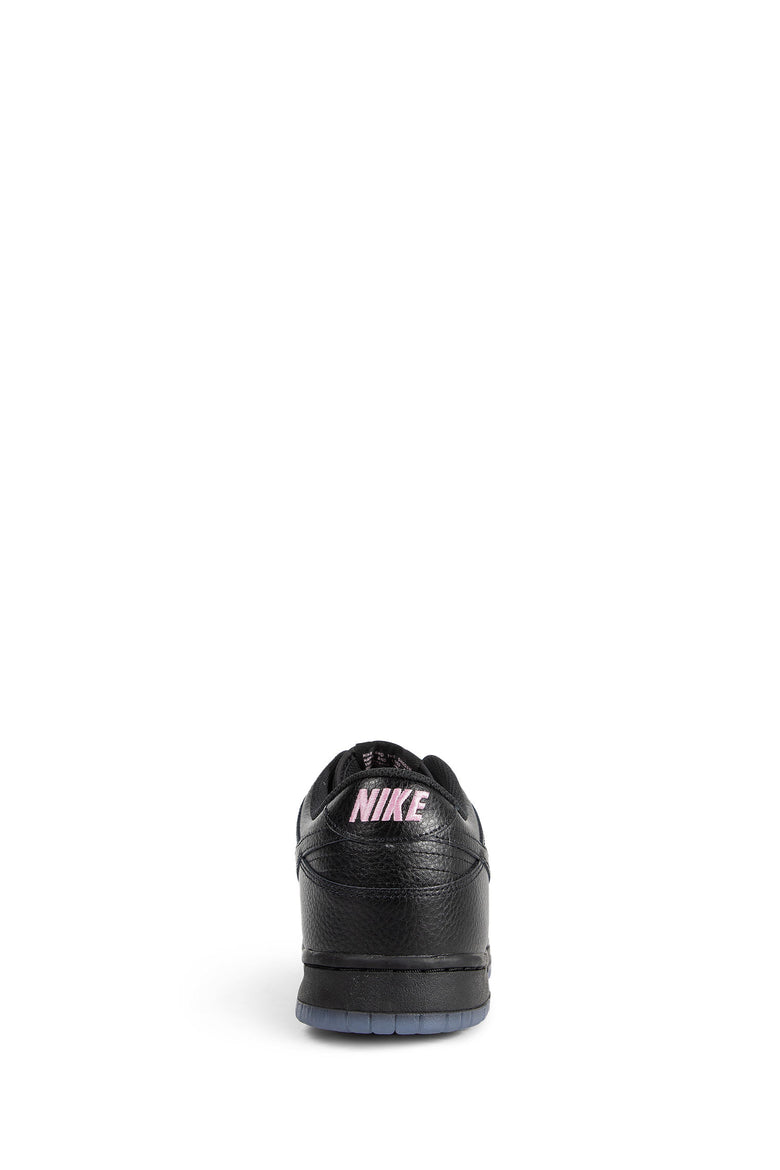 Dunk Low Retro Premium Sneakers