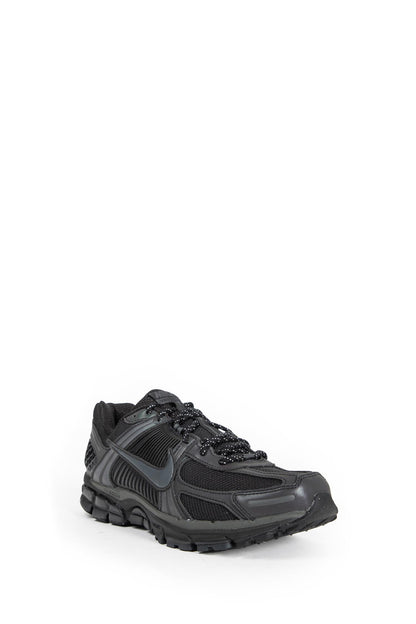 NIKE UNISEX BLACK SNEAKERS