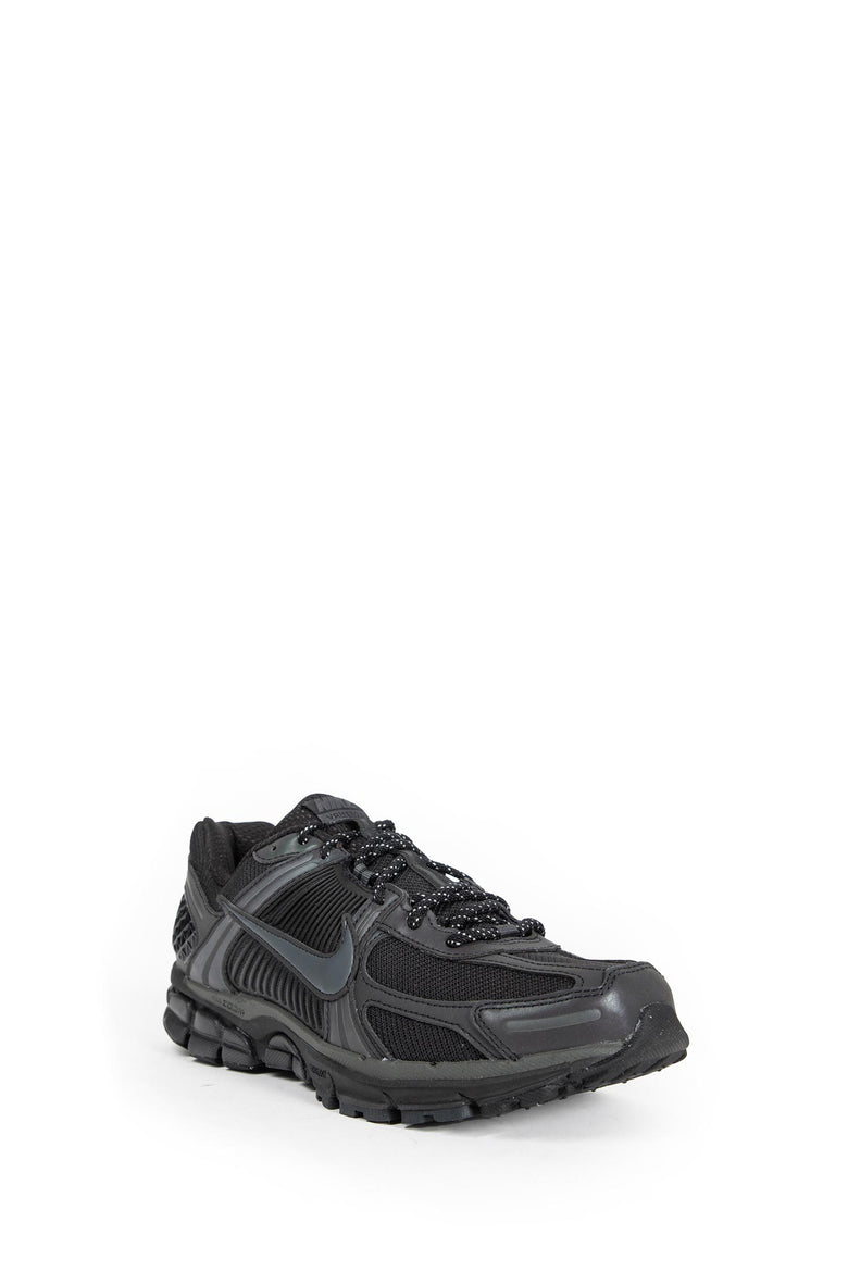NIKE UNISEX BLACK SNEAKERS