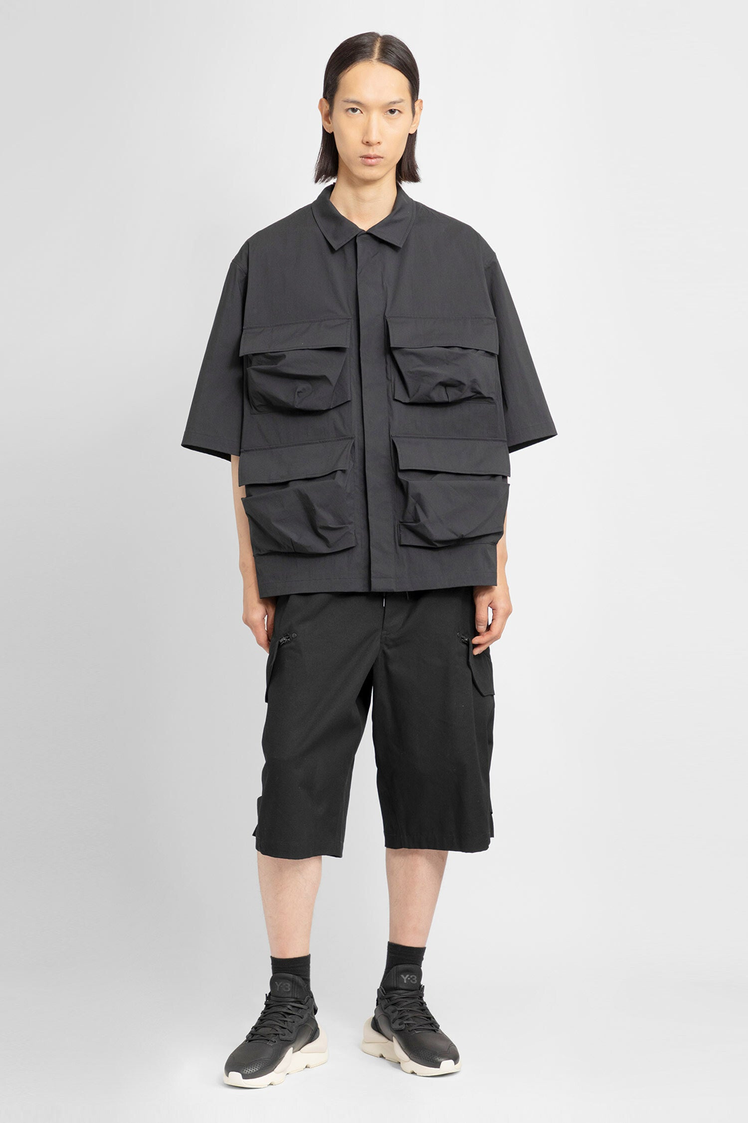 Y-3 MAN BLACK SHORTS & SKIRTS