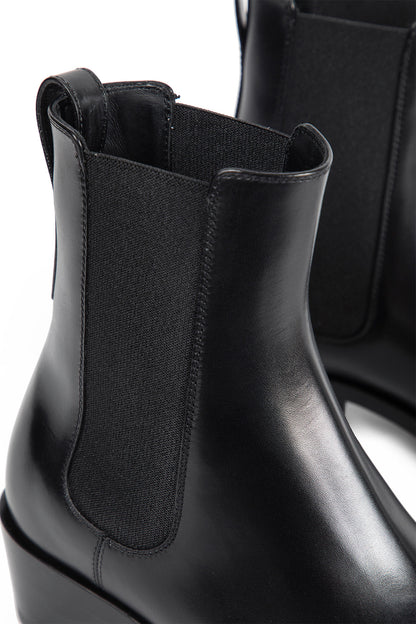Chelsea Boots in Burnished Leather