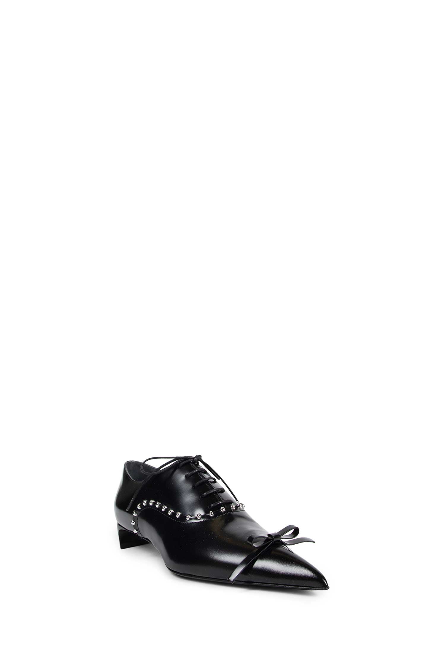 Pointed Leather Lace-up Pumps