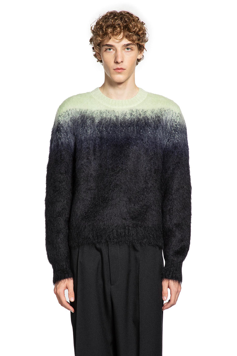 Crewneck Firm Knit Sweater