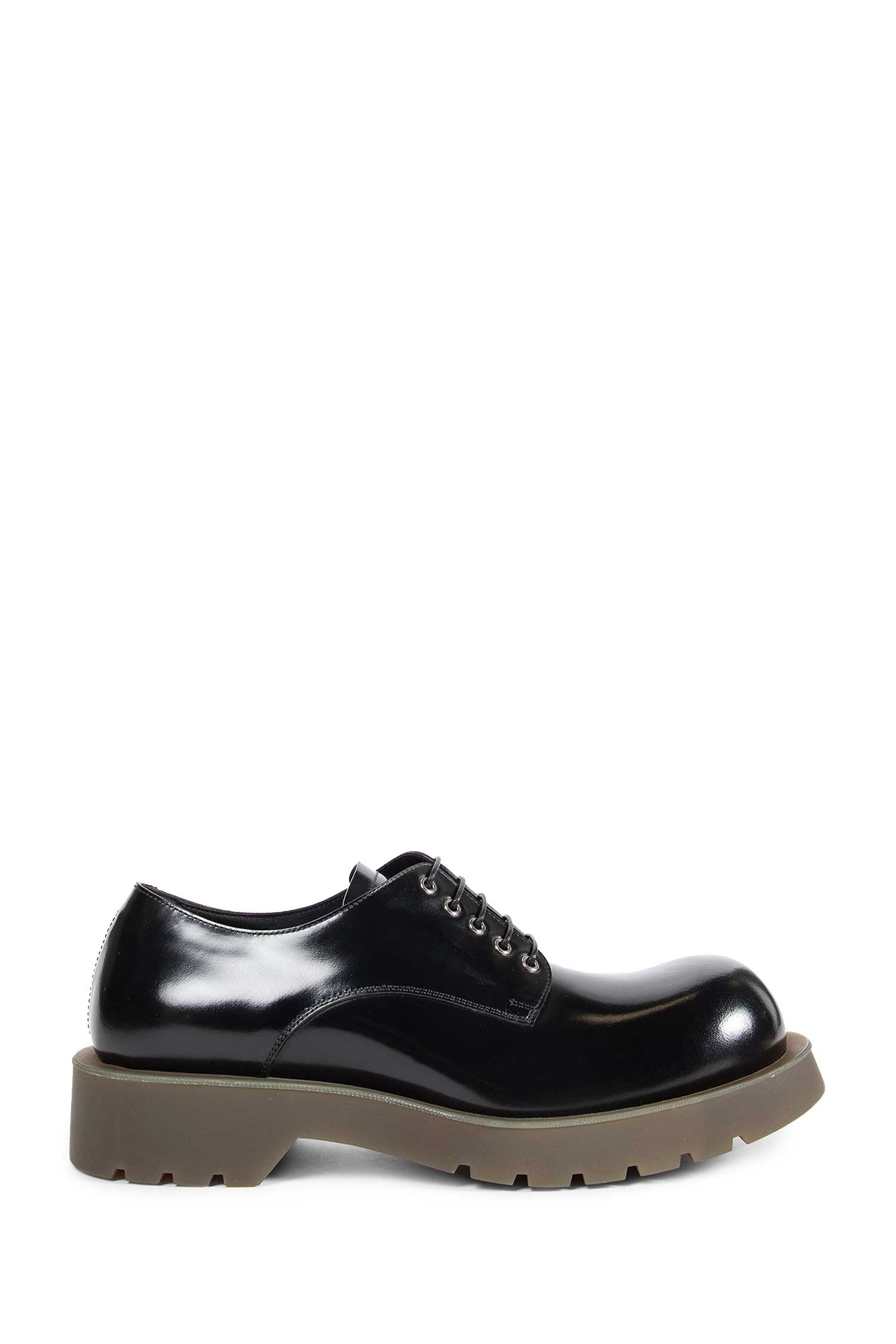 Leather Lace-Up Shoes