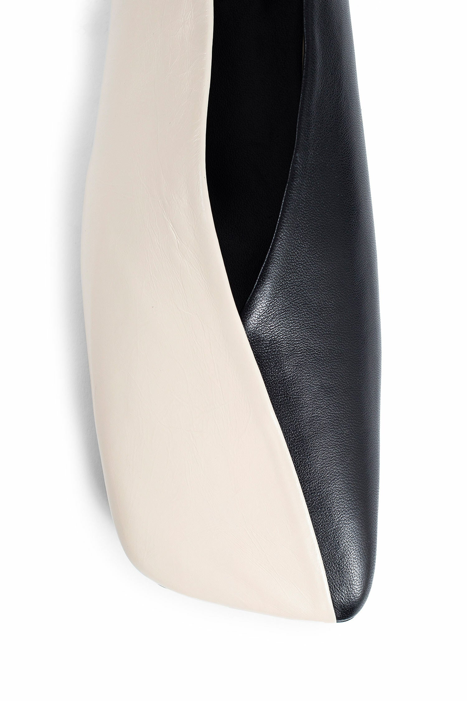 JIL SANDER WOMAN BLACK&WHITE FLATS