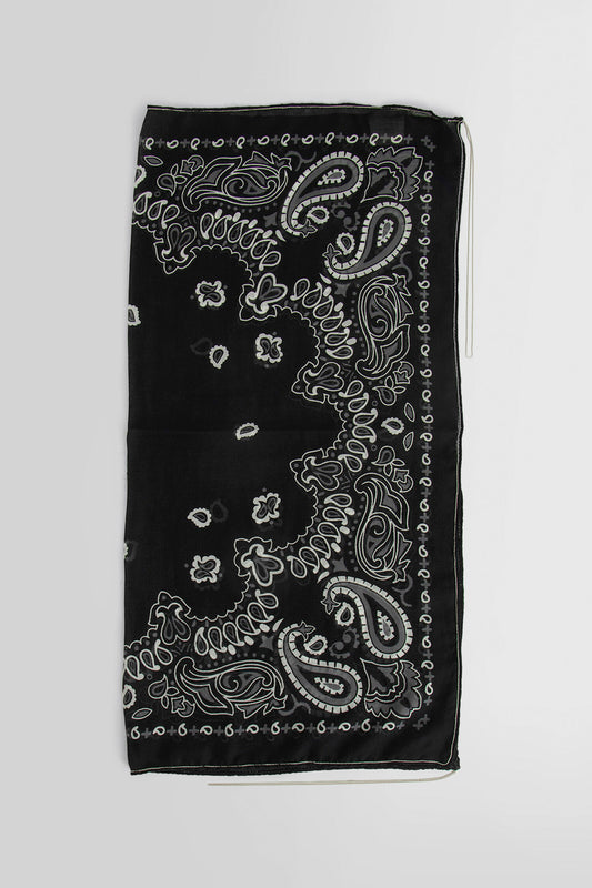 DESTIN WOMAN BLACK&WHITE SCARVES