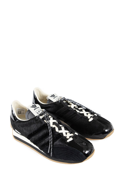 ADIDAS MAN BLACK&WHITE SNEAKERS