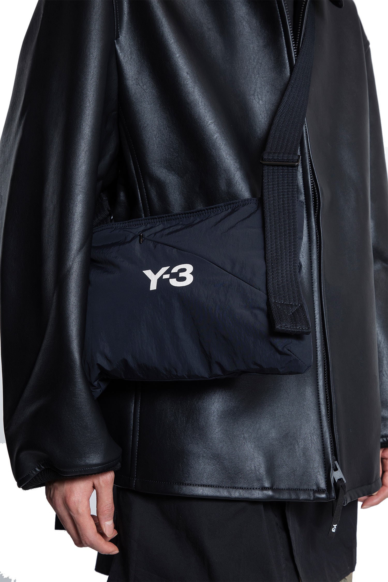 Y-3 UNISEX BLACK CROSSBODY BAGS