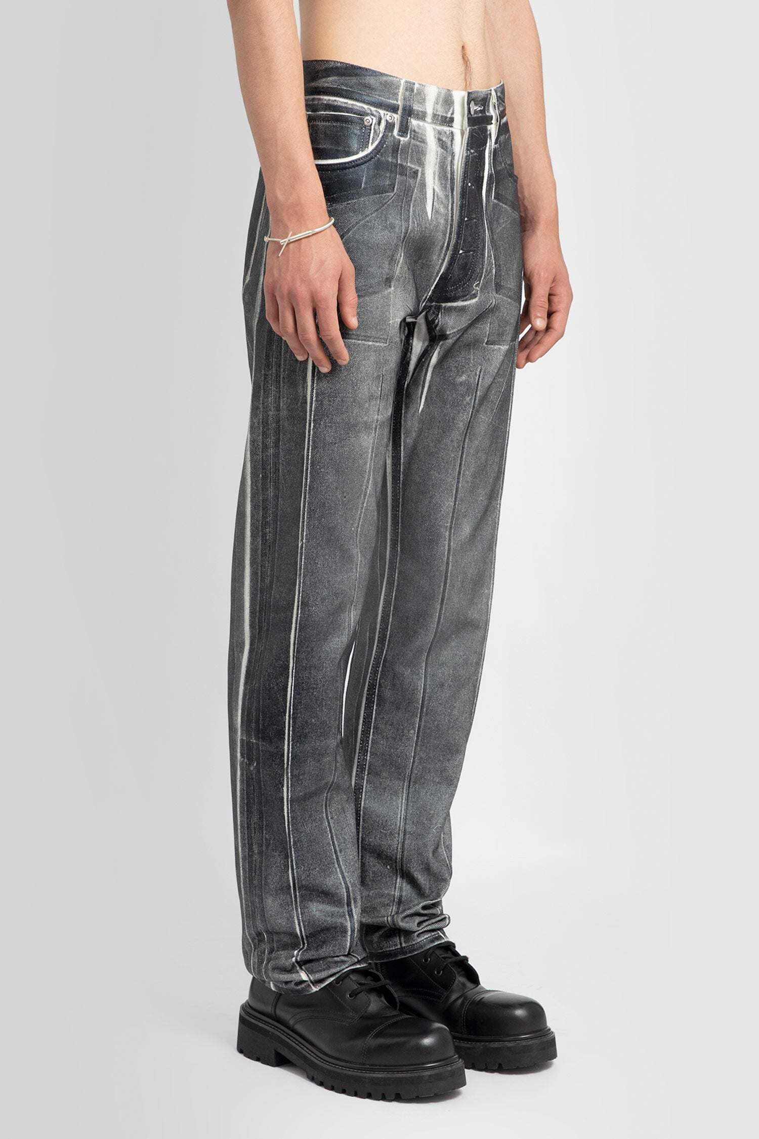 KARMUEL YOUNG MAN BLACK JEANS