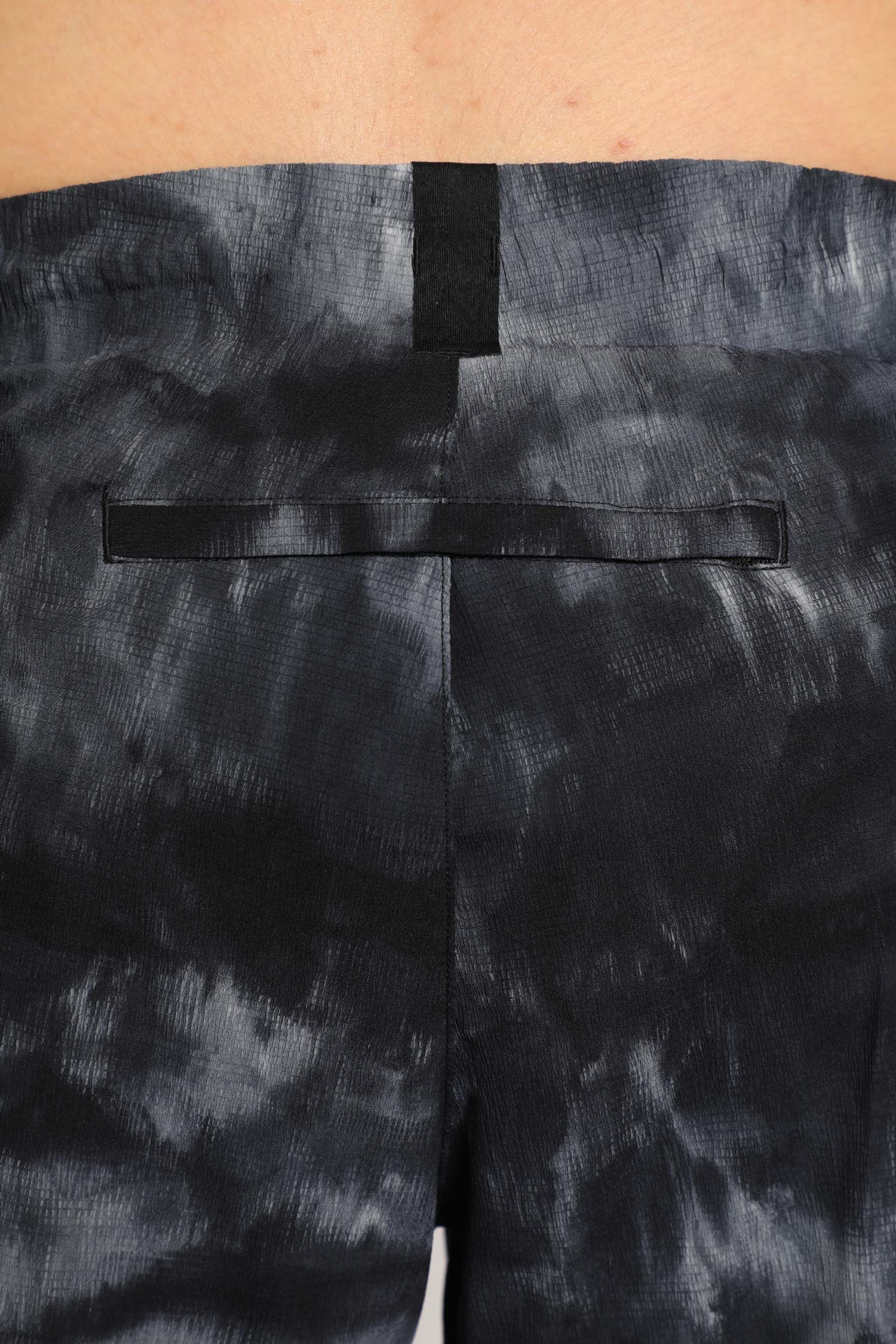 Y-3 UNISEX GREY SHORTS & SKIRTS