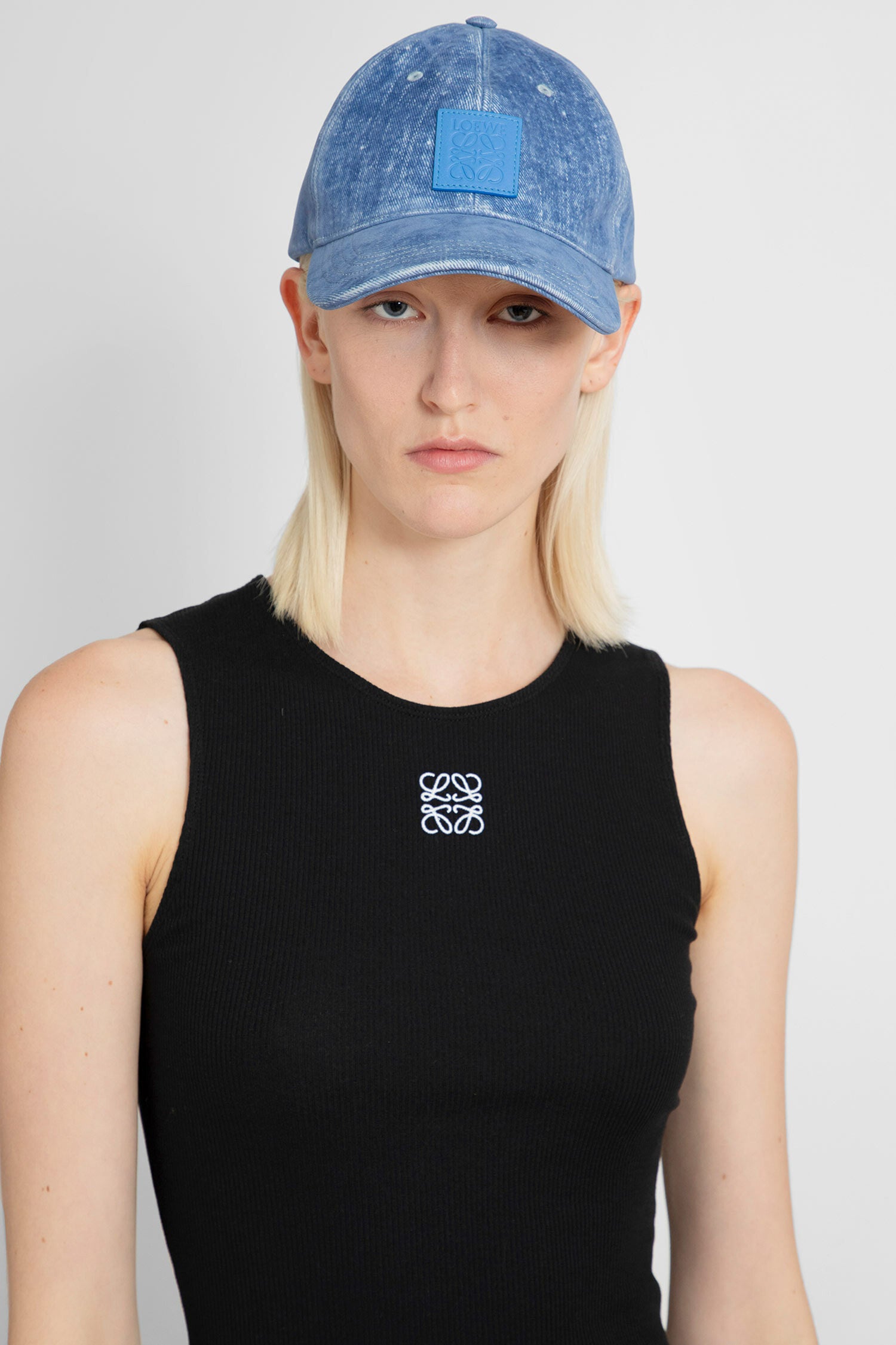 LOEWE UNISEX BLUE HATS