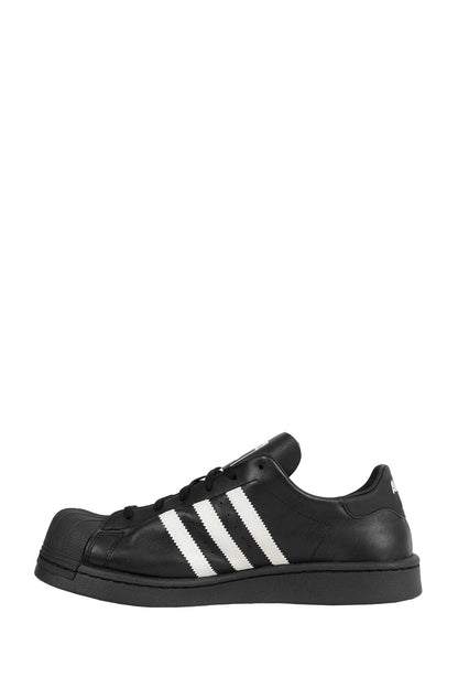 in collaboration with avavav Vacuum Sneakers