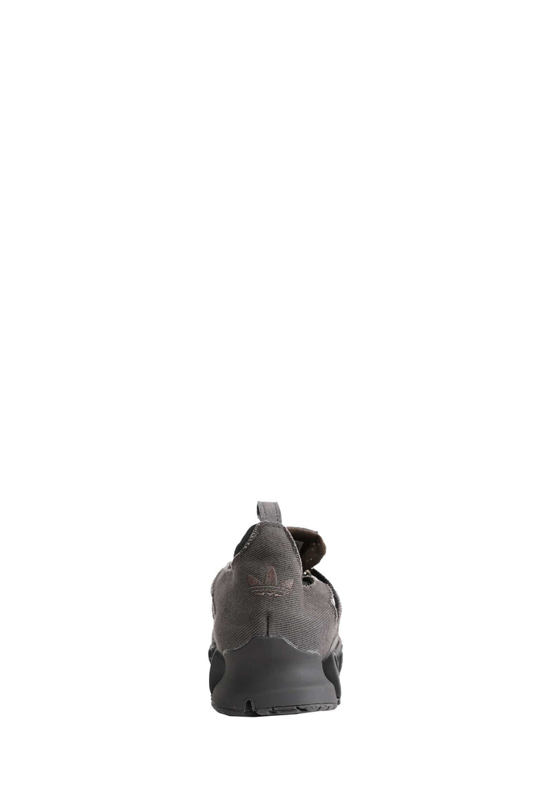 
              ADIDAS AVAVAV Megaride Sneakers woman
            
