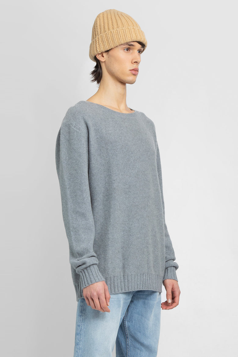 WARM-ME MAN GREY KNITWEAR