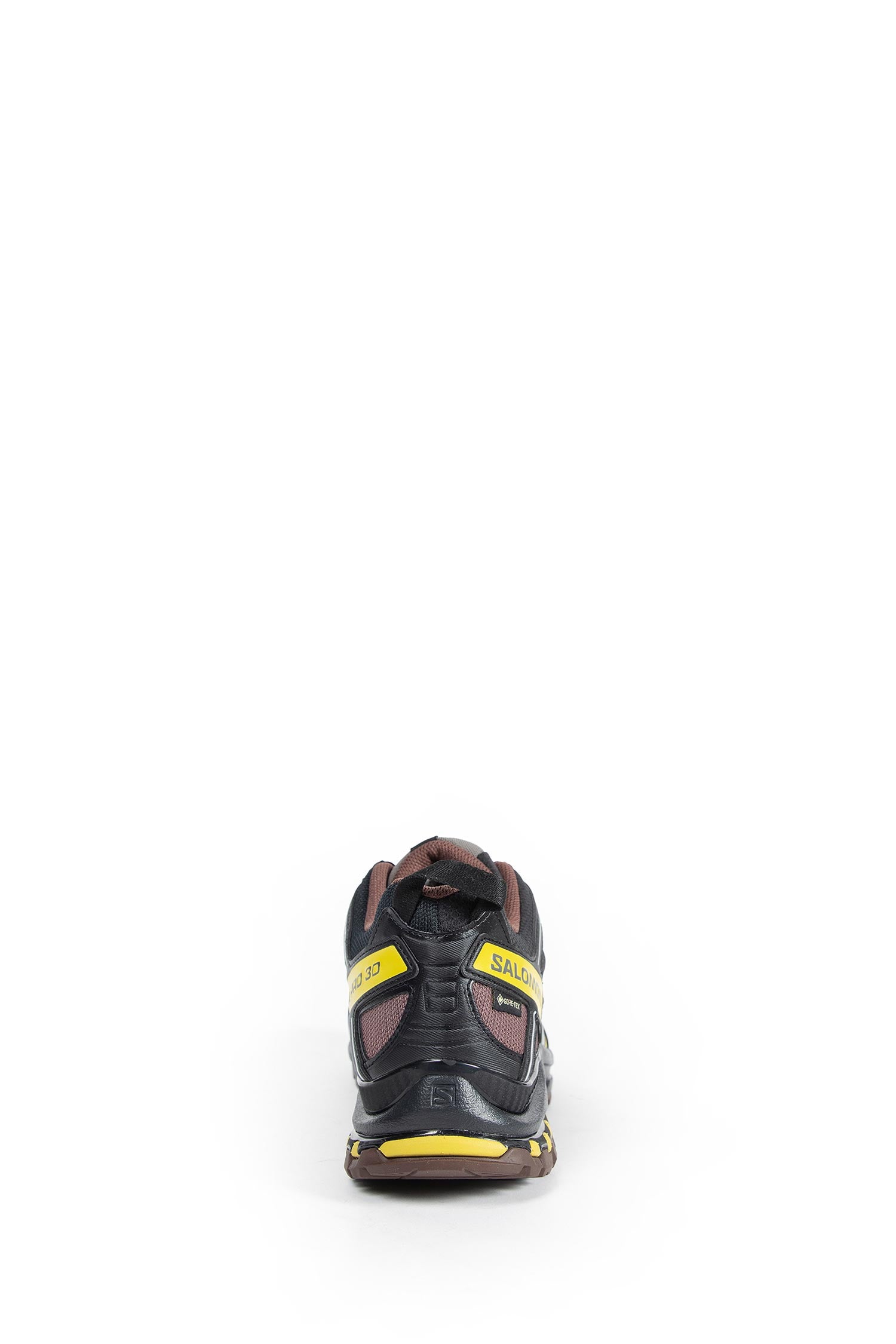 XA PRO 3D Gore-Tex Sneakers