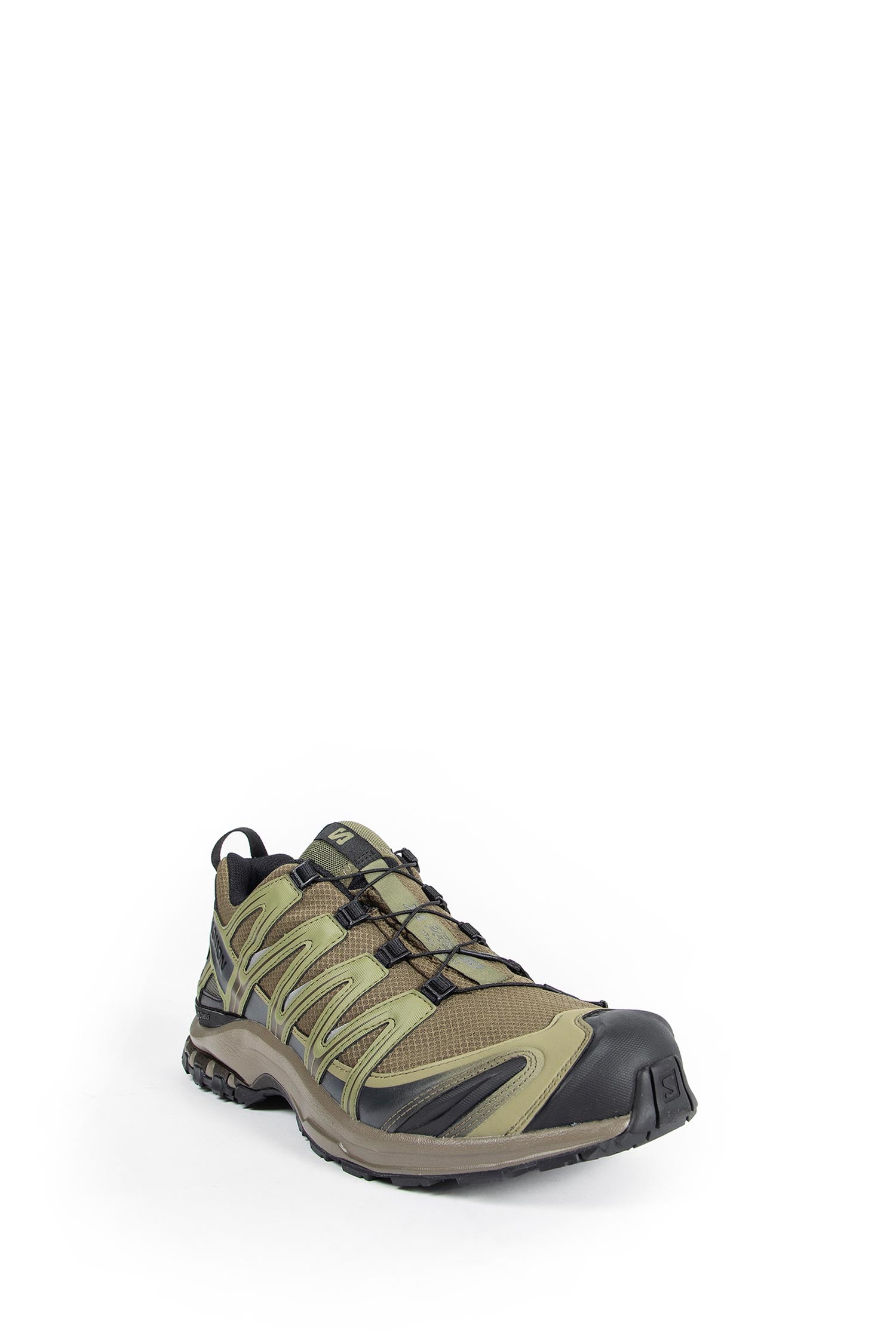 XA PRO 3D Gore-Tex Sneakers