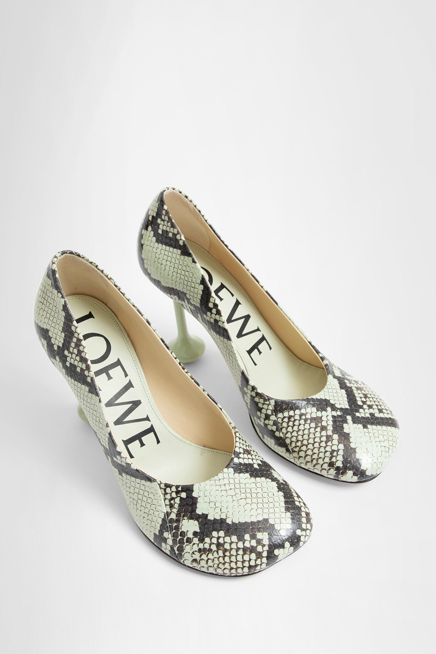 LOEWE WOMAN GREEN PUMPS