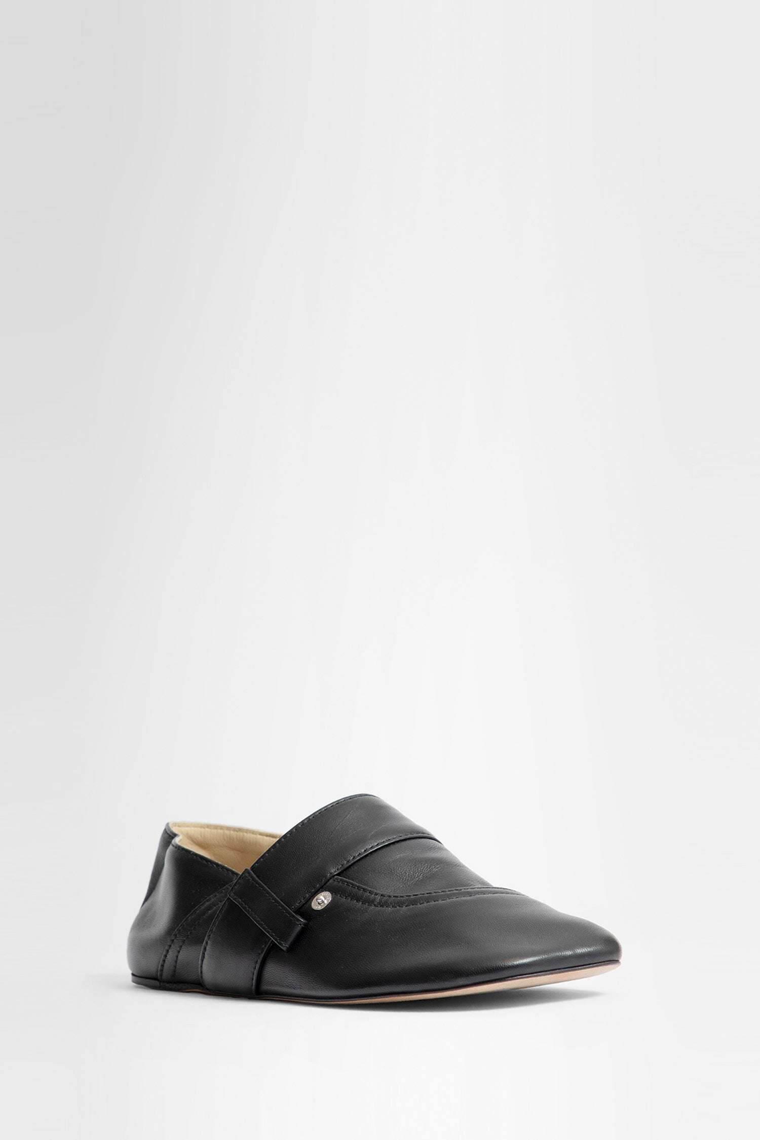 LOEWE WOMAN BLACK FLATS