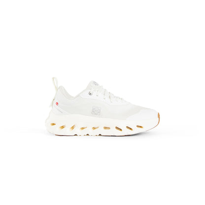 LOEWE WOMAN OFF-WHITE SNEAKERS