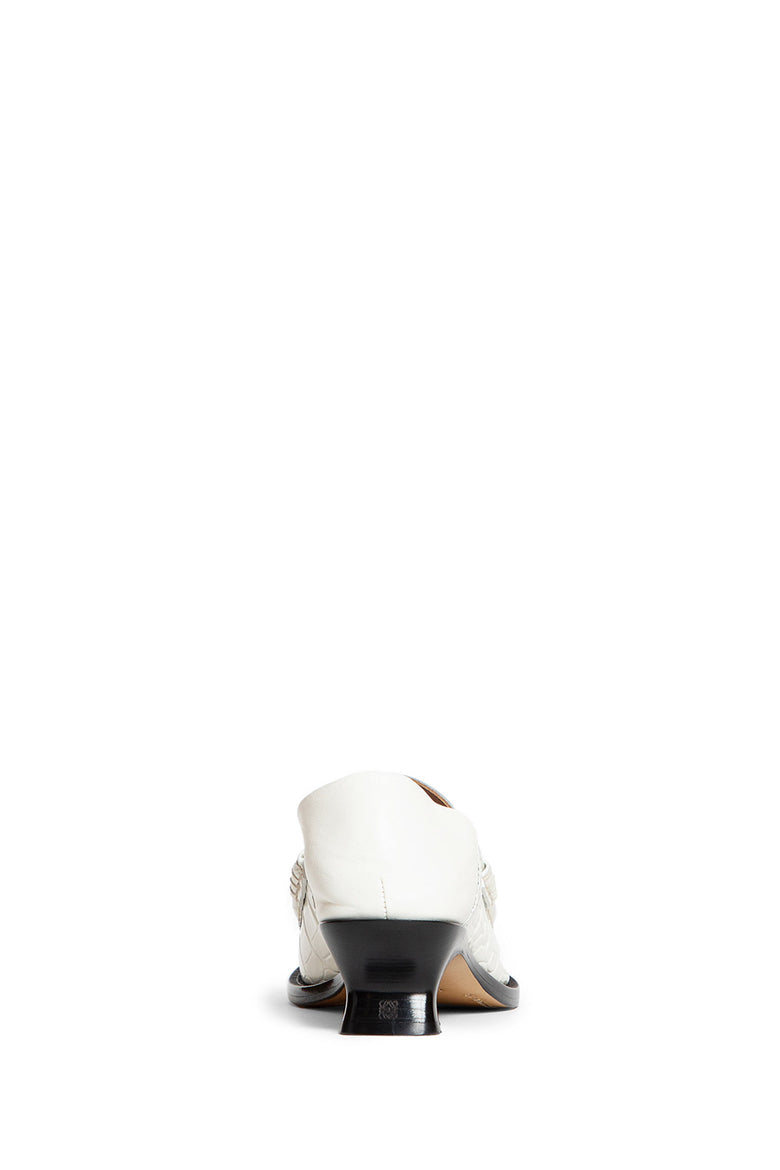 LOEWE WOMAN WHITE PUMPS