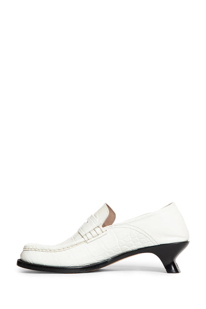 LOEWE WOMAN WHITE PUMPS