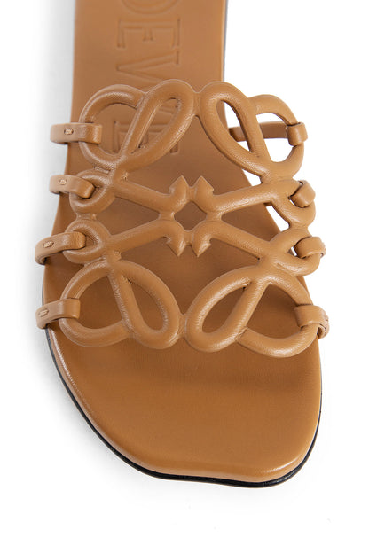 LOEWE WOMAN BROWN SANDALS & SLIDES