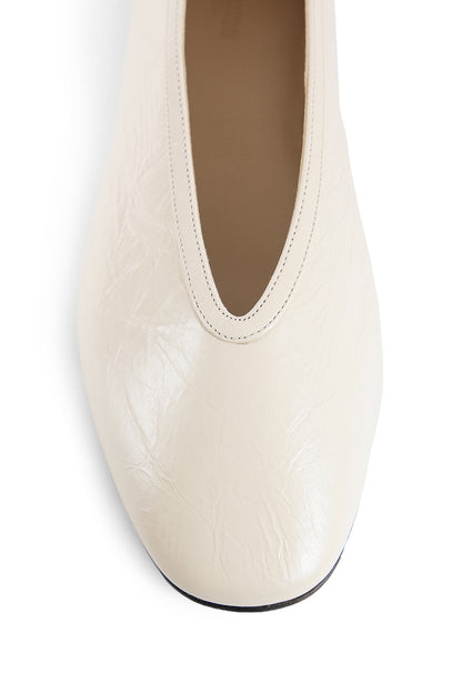 LE MONDE BERYL WOMAN WHITE FLATS